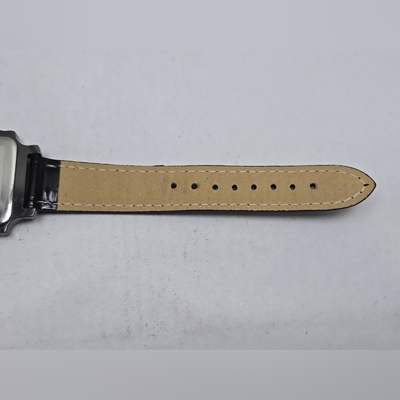 Womens Christian Joy Silver Tone Geometric Watch Crystals Leather New Battery - Picture 10 of 11